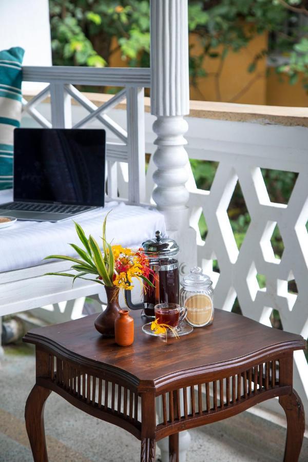Wildflower Villas - All Villa Hotel, Family Run แคนโดลิม ภายนอก รูปภาพ