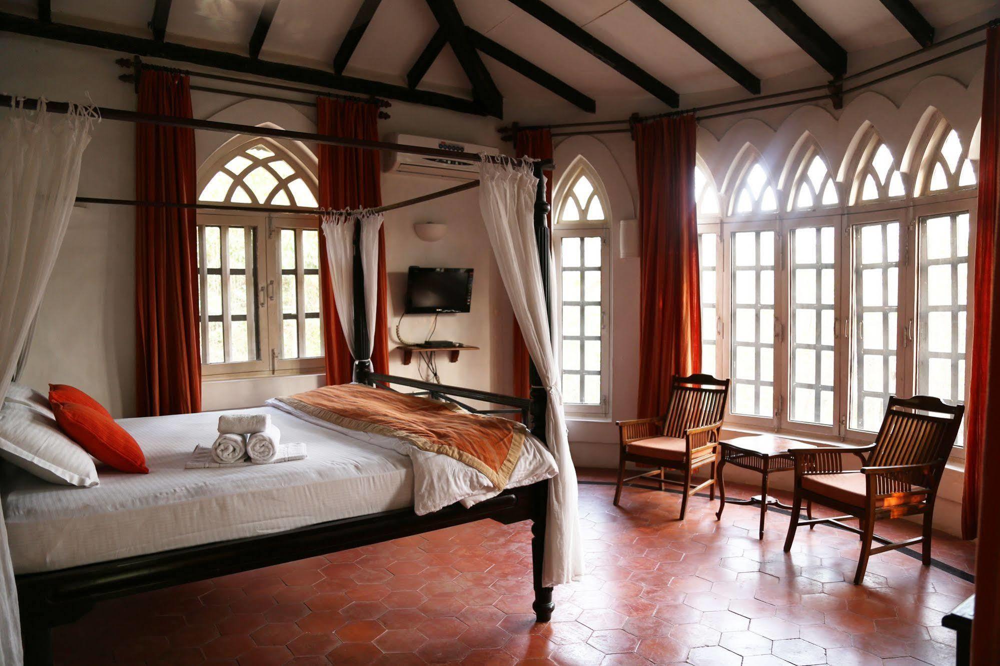 Wildflower Villas - All Villa Hotel, Family Run แคนโดลิม ภายนอก รูปภาพ