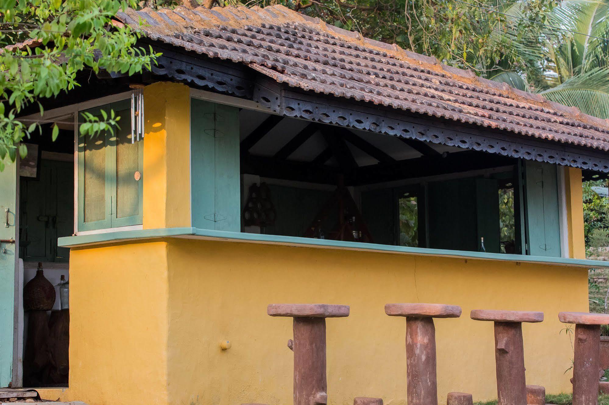 Wildflower Villas - All Villa Hotel, Family Run แคนโดลิม ภายนอก รูปภาพ