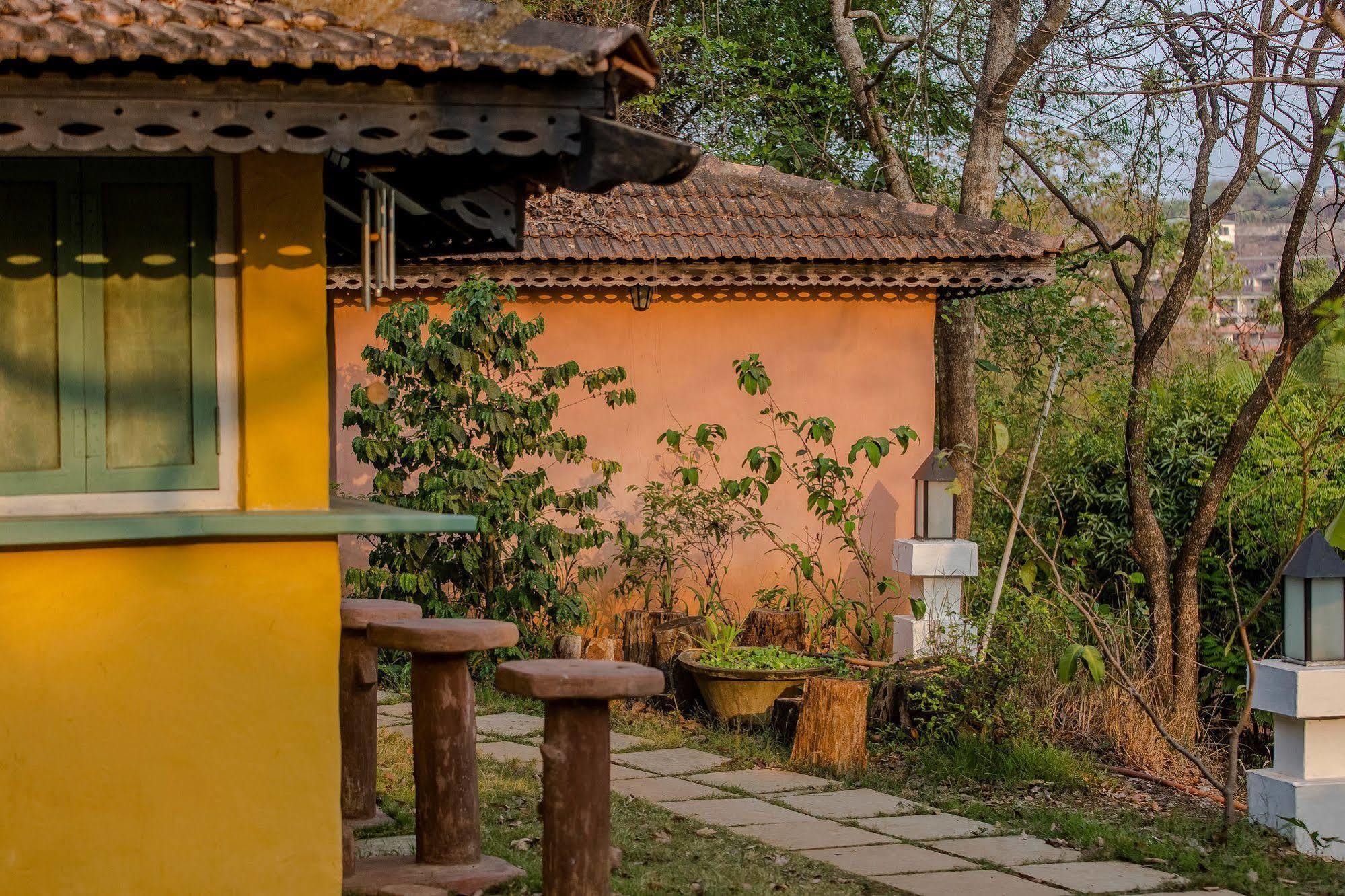 Wildflower Villas - All Villa Hotel, Family Run แคนโดลิม ภายนอก รูปภาพ