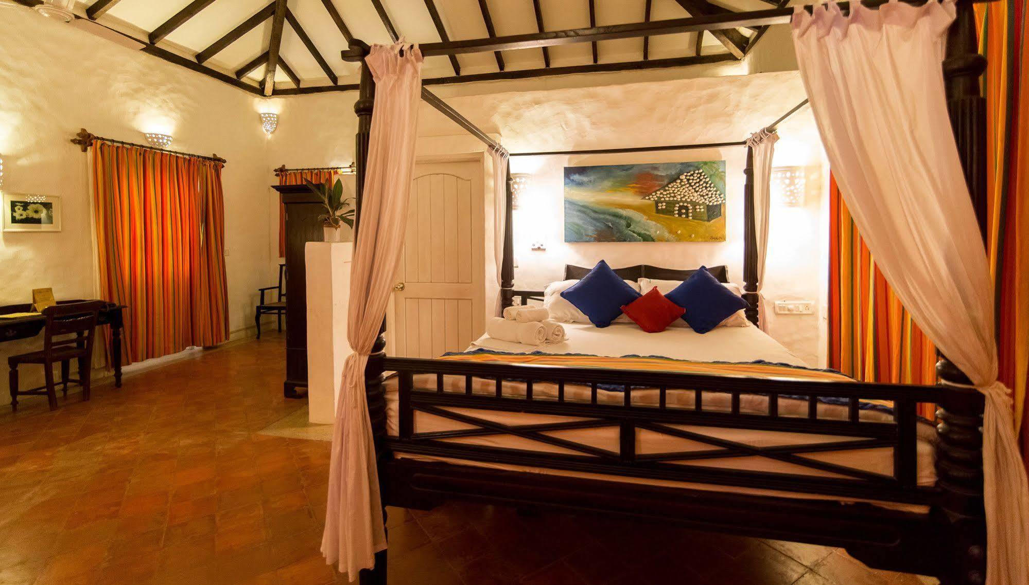Wildflower Villas - All Villa Hotel, Family Run แคนโดลิม ภายนอก รูปภาพ